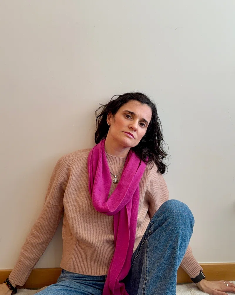 Paula — Love Coach, Life Coach e Master em PNL, num ambiente acolhedor e profissional